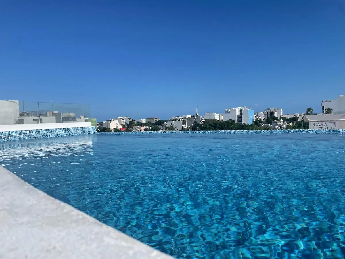 Hotel Winday A 4 Calles De La 5A Avenida Плая-дель-Кармен